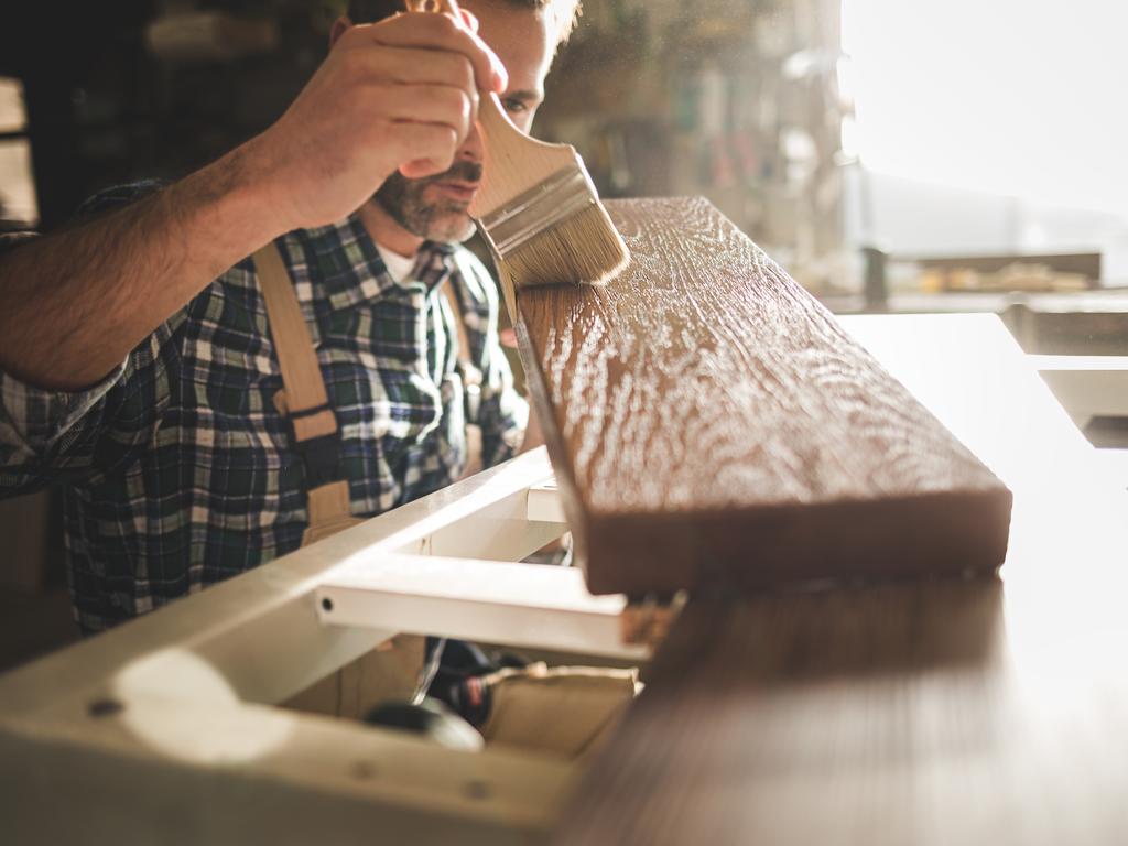 esmalte sintético e esmalte à base de água