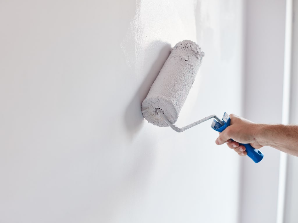 Como e por que você deve impermeabilizar as paredes e muros da sua casa?